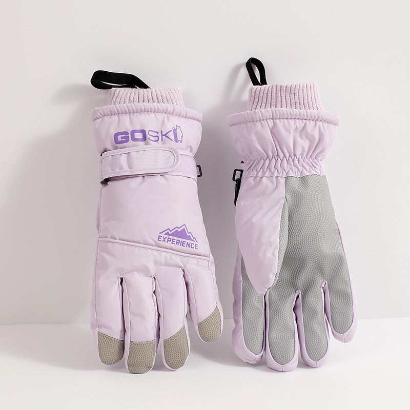 Winter Gloves | Skiing + Snowboarding + Recreation