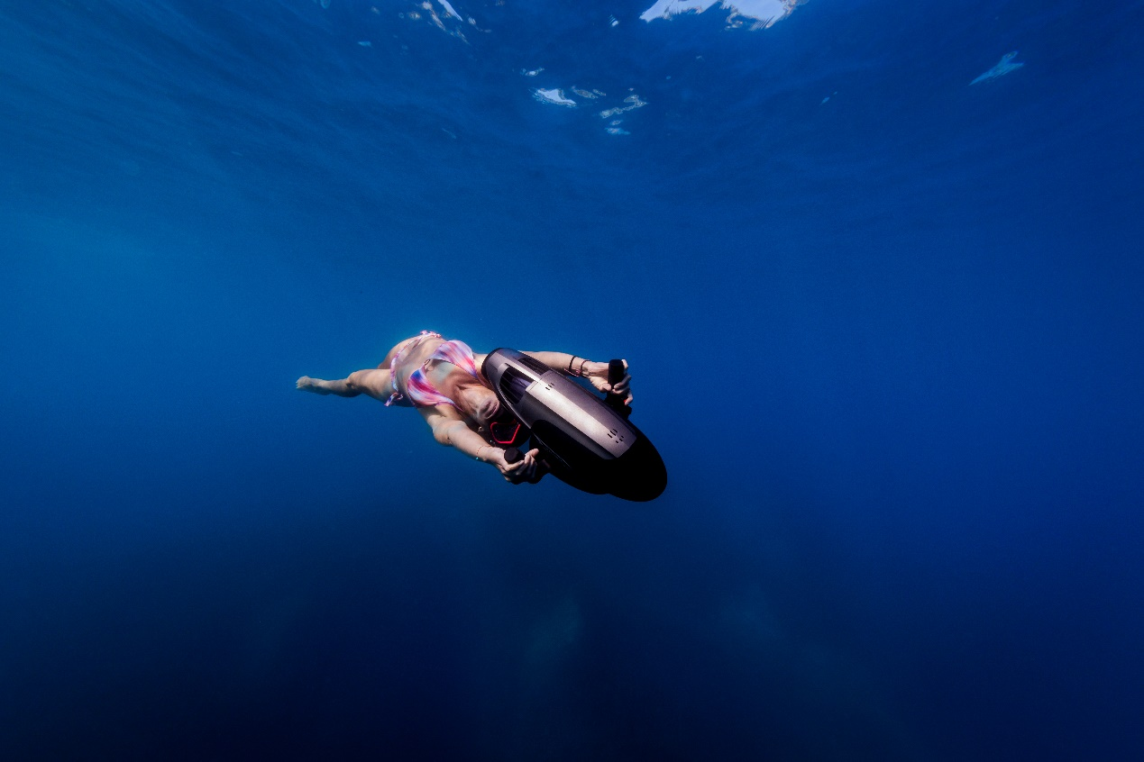 VAPOR Pump-Jet Underwater Scooter