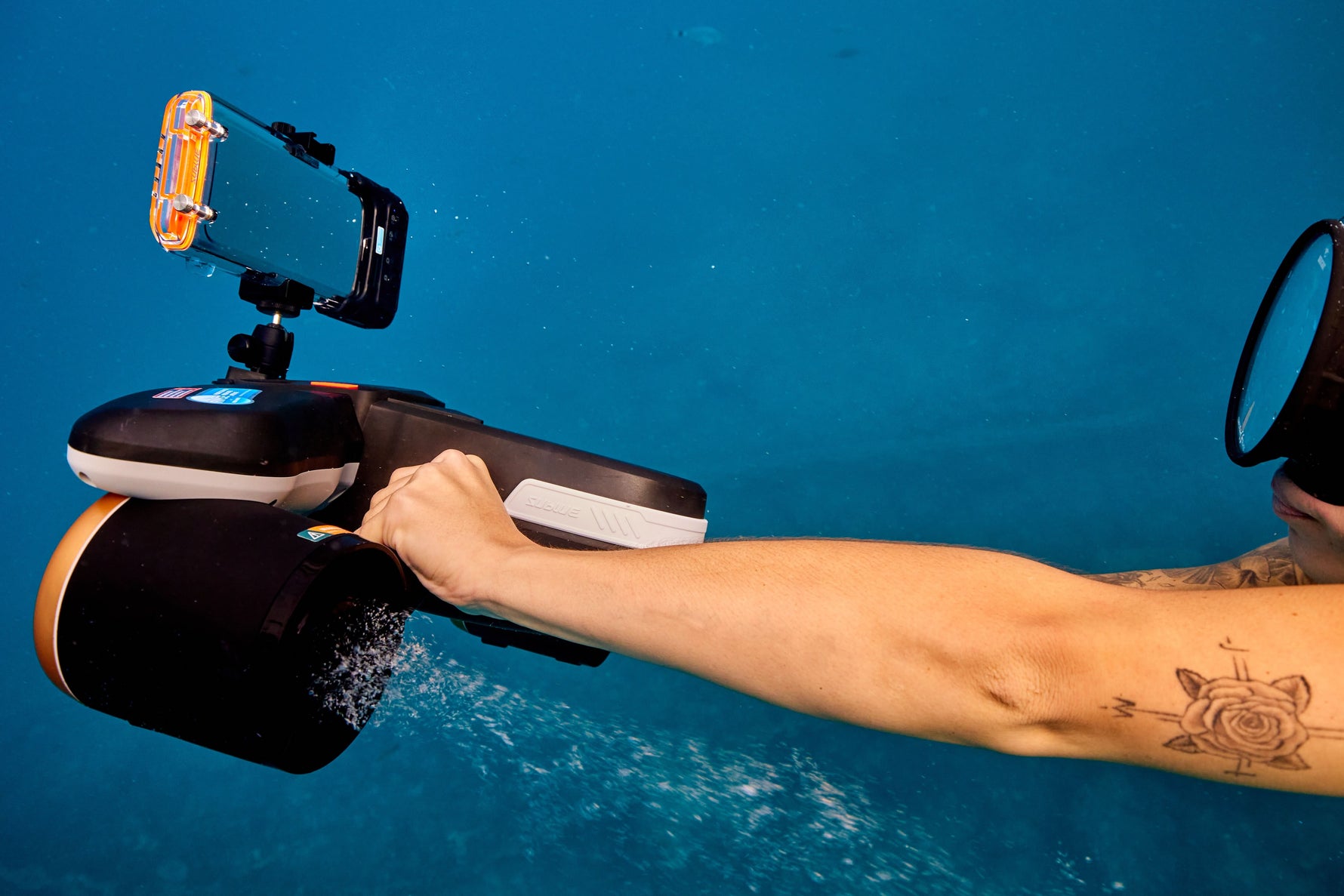 Sublue Navbow+ Underwater Scooter