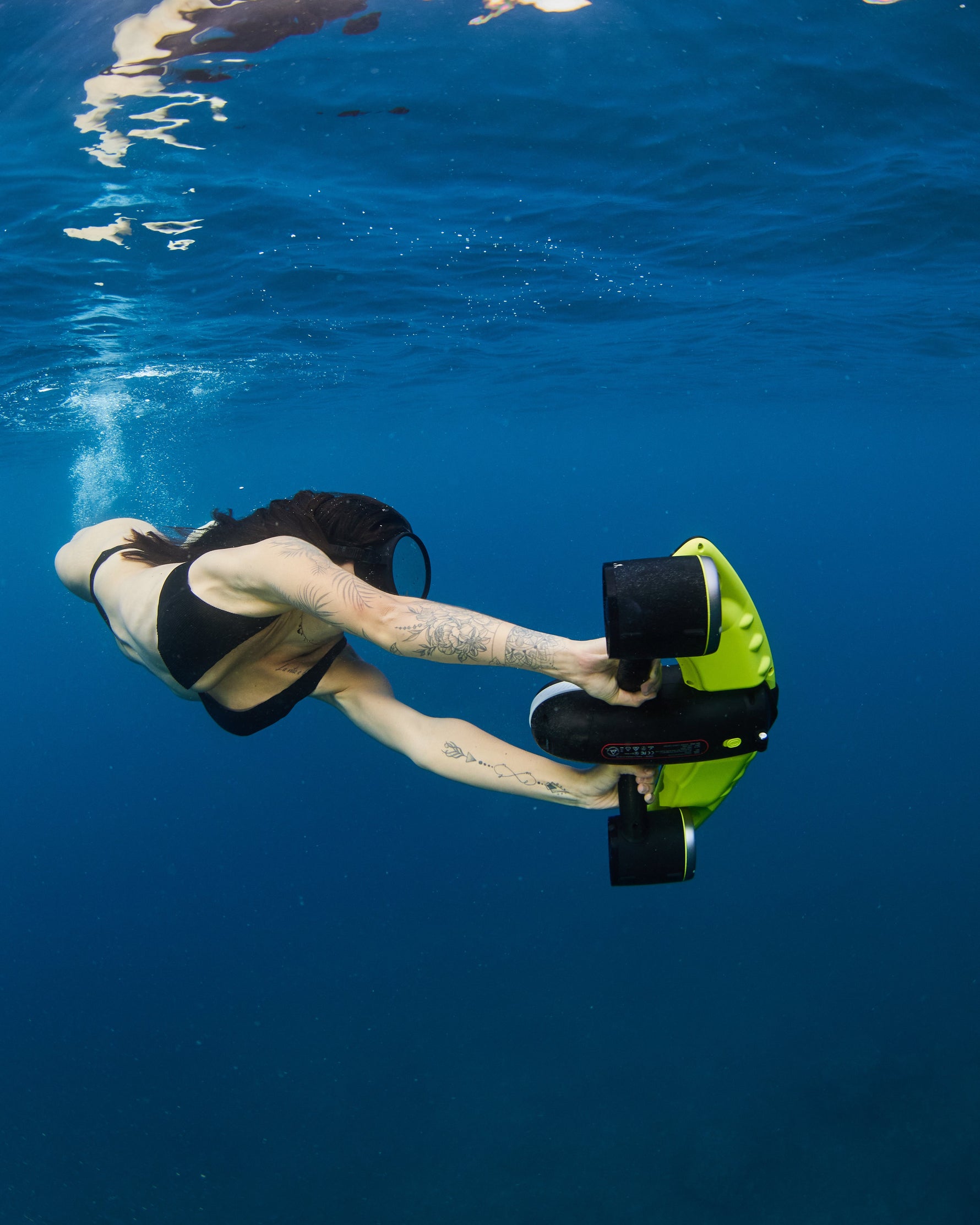 Navbow Dual-Motor Underwater Scooter