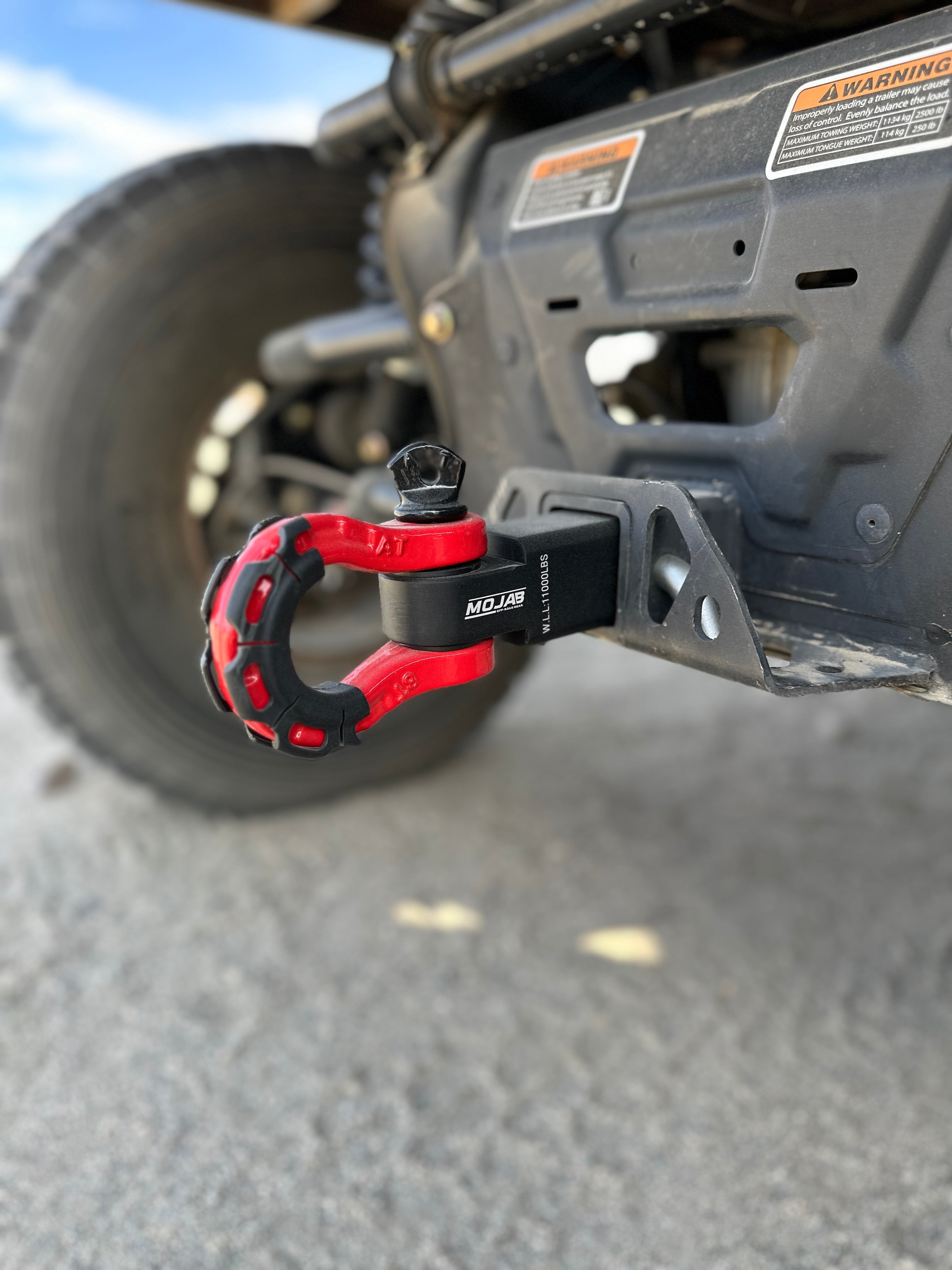2” Aluminum Hitch Receiver with Steel D-Shackle (LIFETIME WARRANTY)