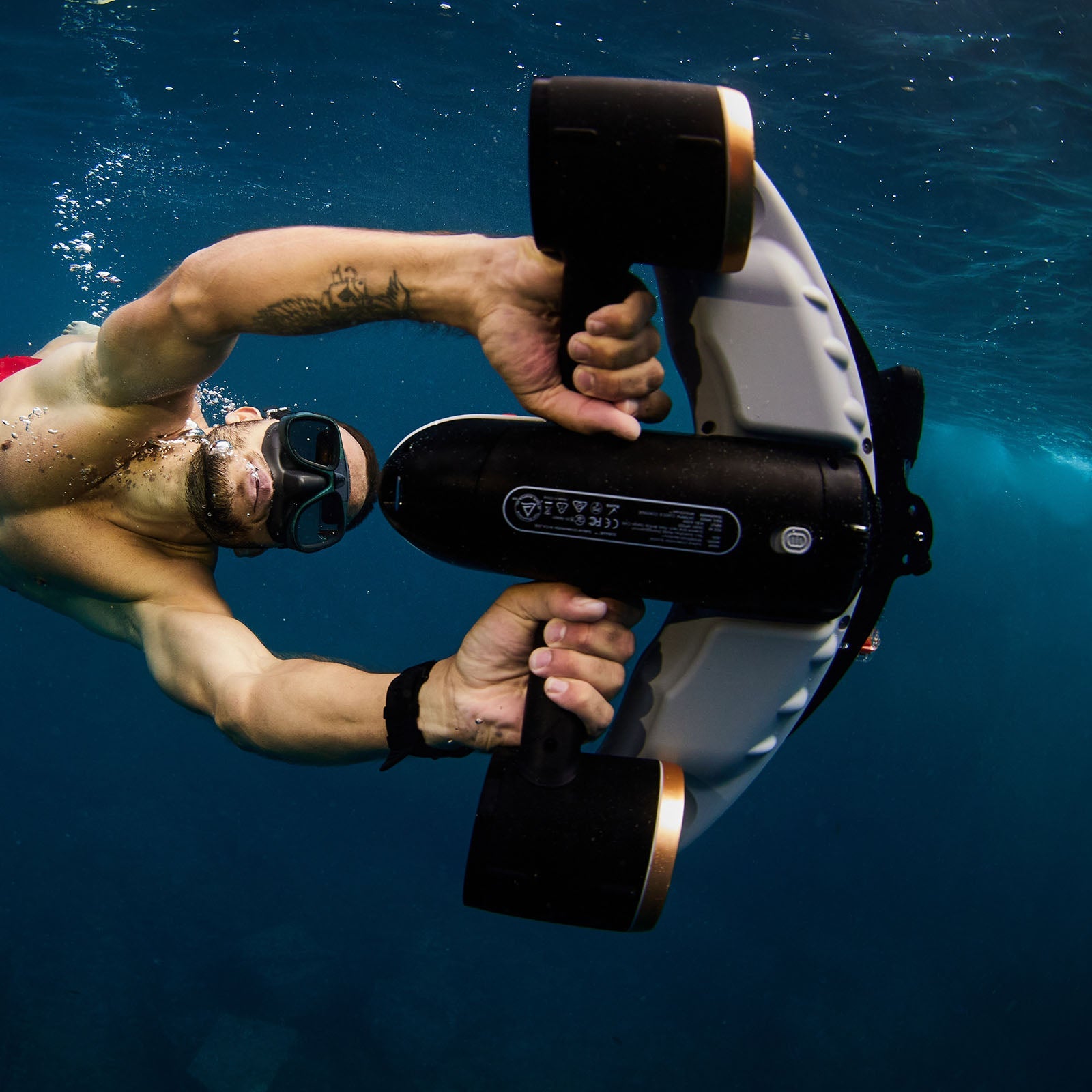Sublue Navbow+ Underwater Scooter