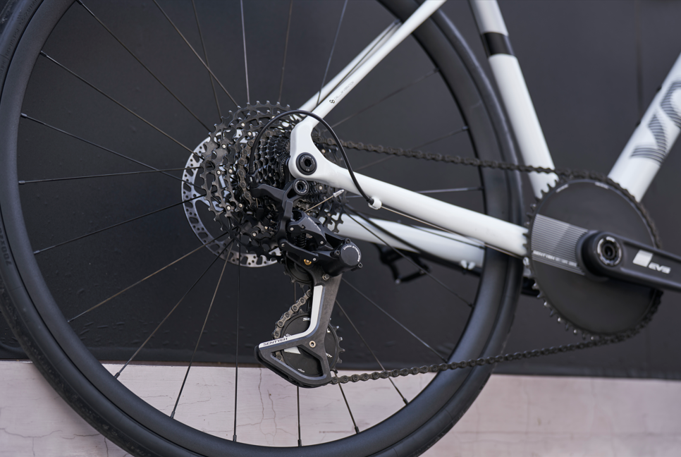 VOOK ONE 2.0 Lightweight Road Bike | Aluminum Frame and Carbon Fork