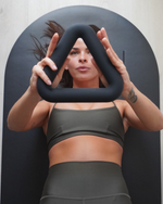 MUNA Triangle Dumbbell | 7 LBS