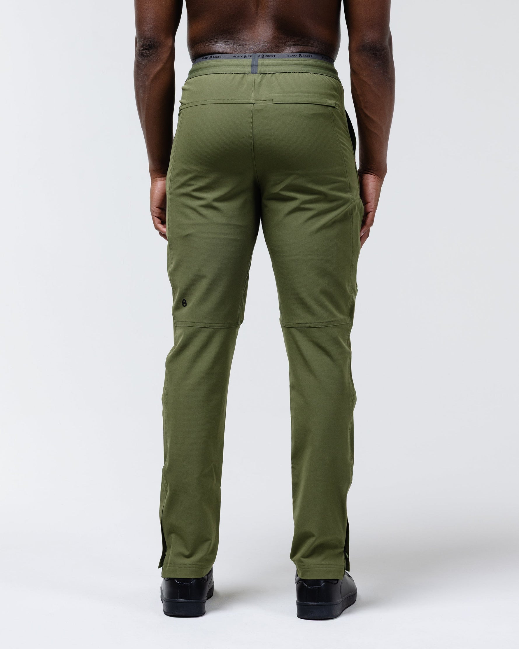 Interval Jogger | Olive Green