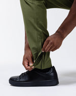 Interval Jogger | Olive Green