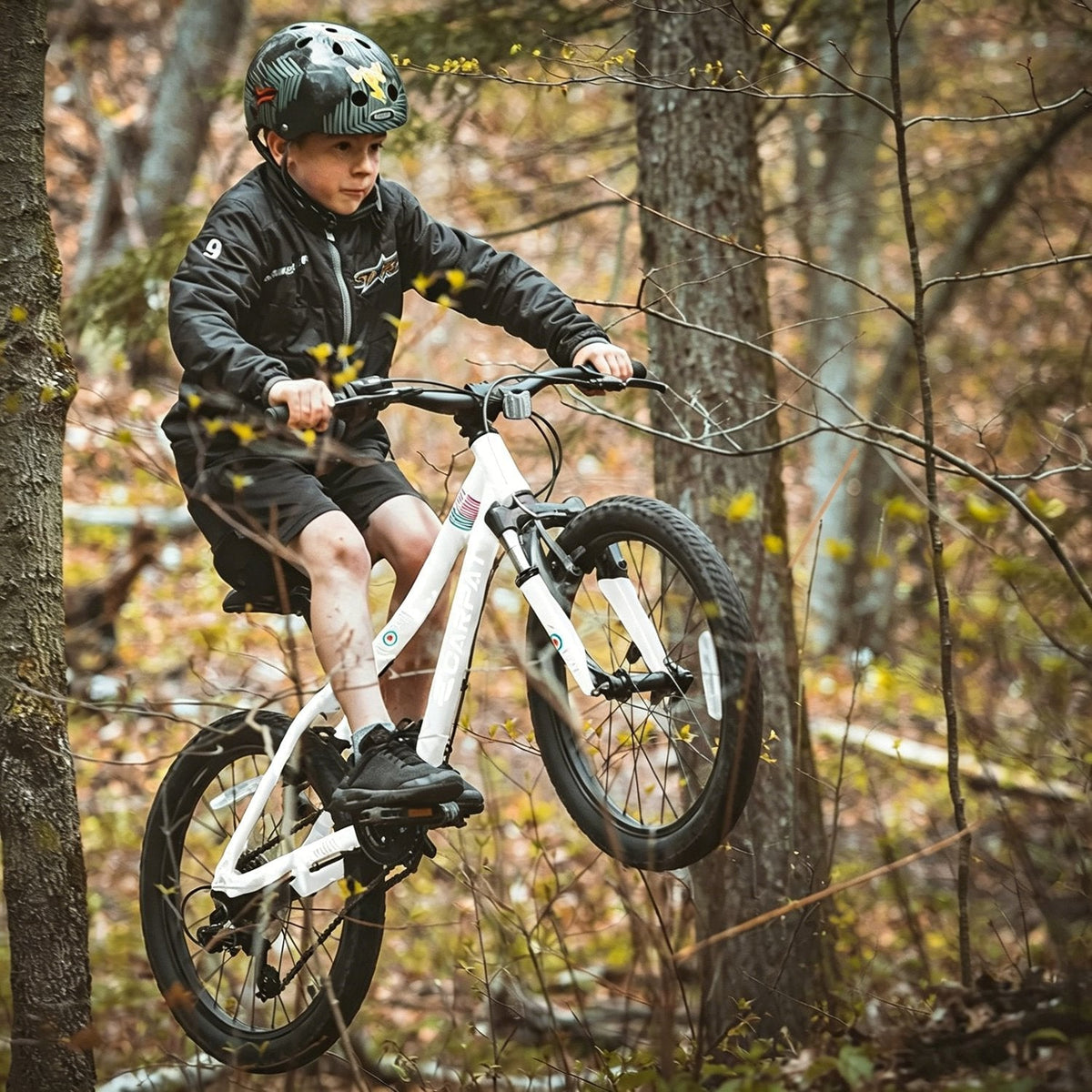 Kids Mountain Bike 20” | 7-Speed with Front Suspension