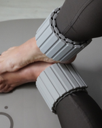 MUNA Magnetic Ankle/Wrist Weight | 1 & 2 LBS