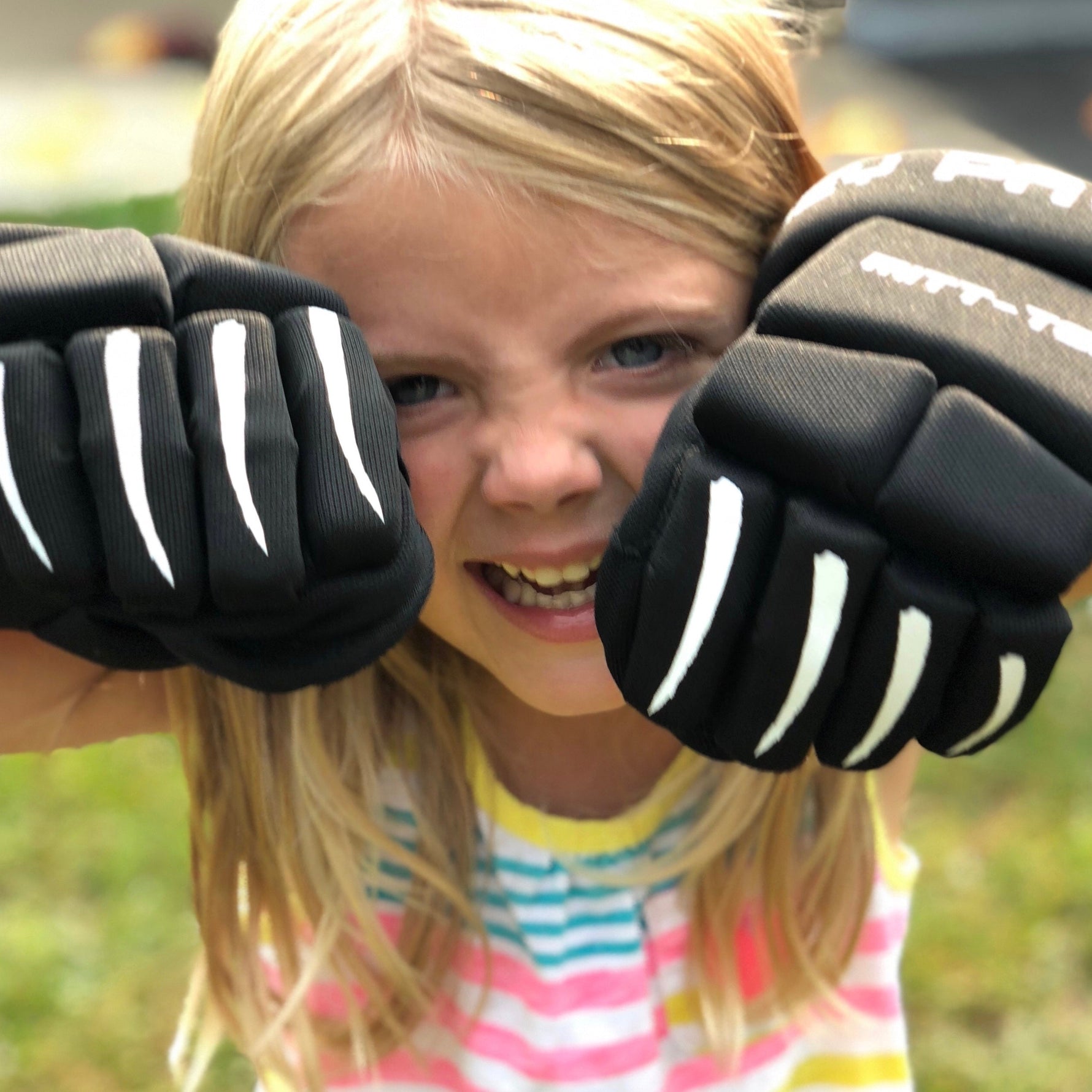 Mitt-Tek V3.0 Hockey Paws Mittens | Youth
