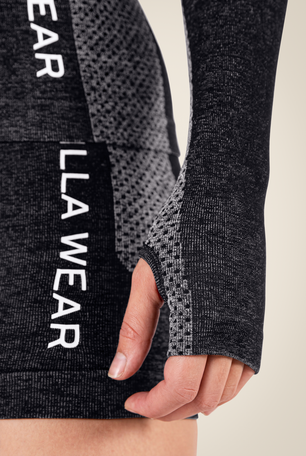 Selah Seamless Long Sleeve| Black