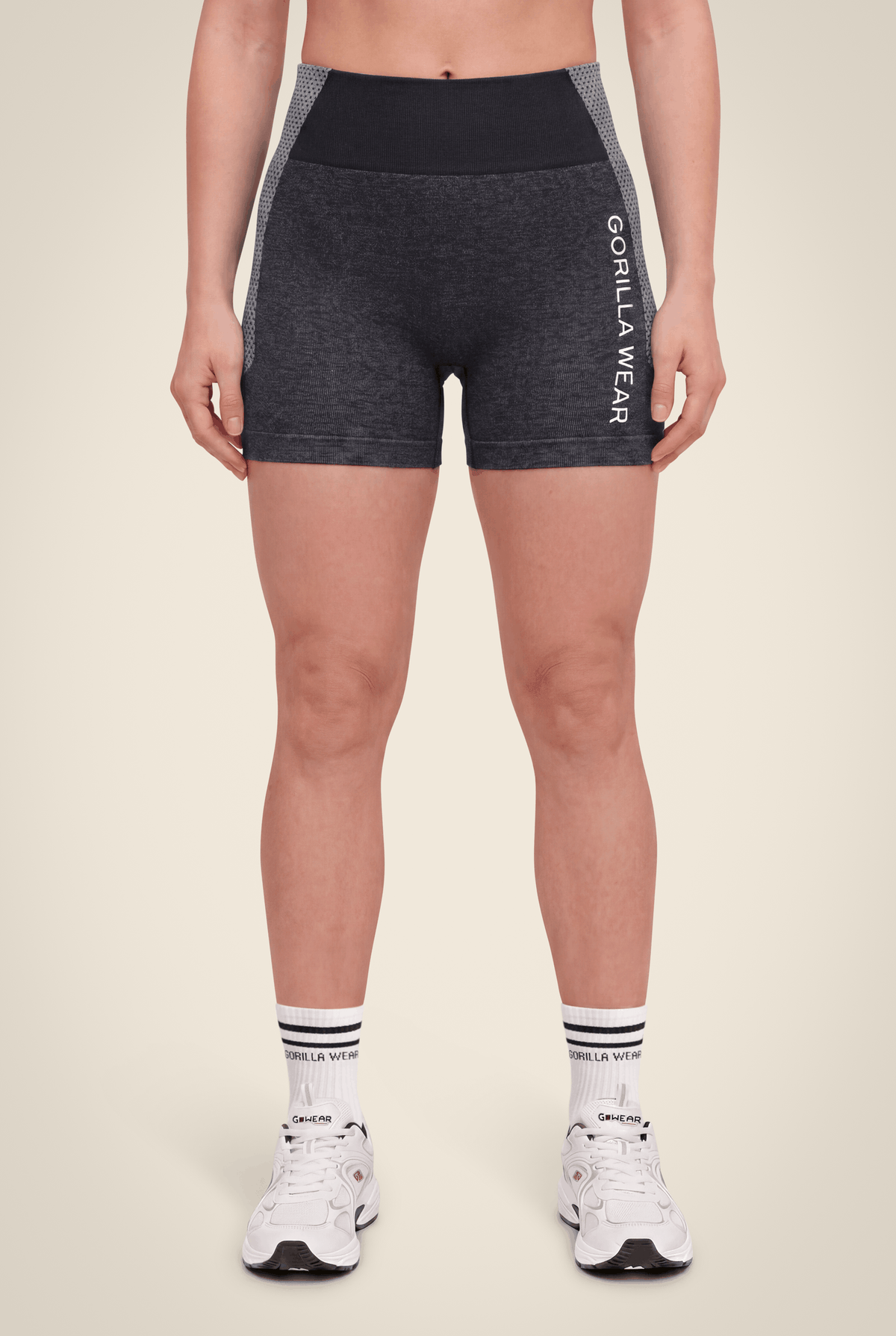 Selah Seamless Shorts | Black