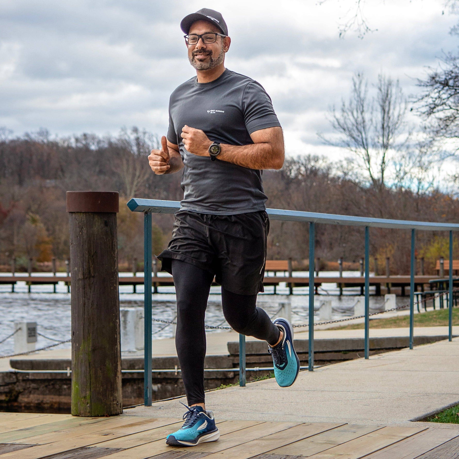 APUS Men Runners | Blue