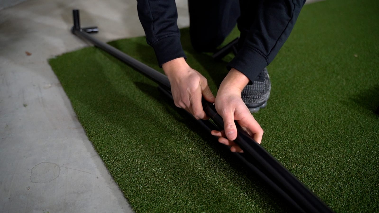 SimBox Golf Simulator Enclosure Pro + Impact Screen & Frame with Side Barriers