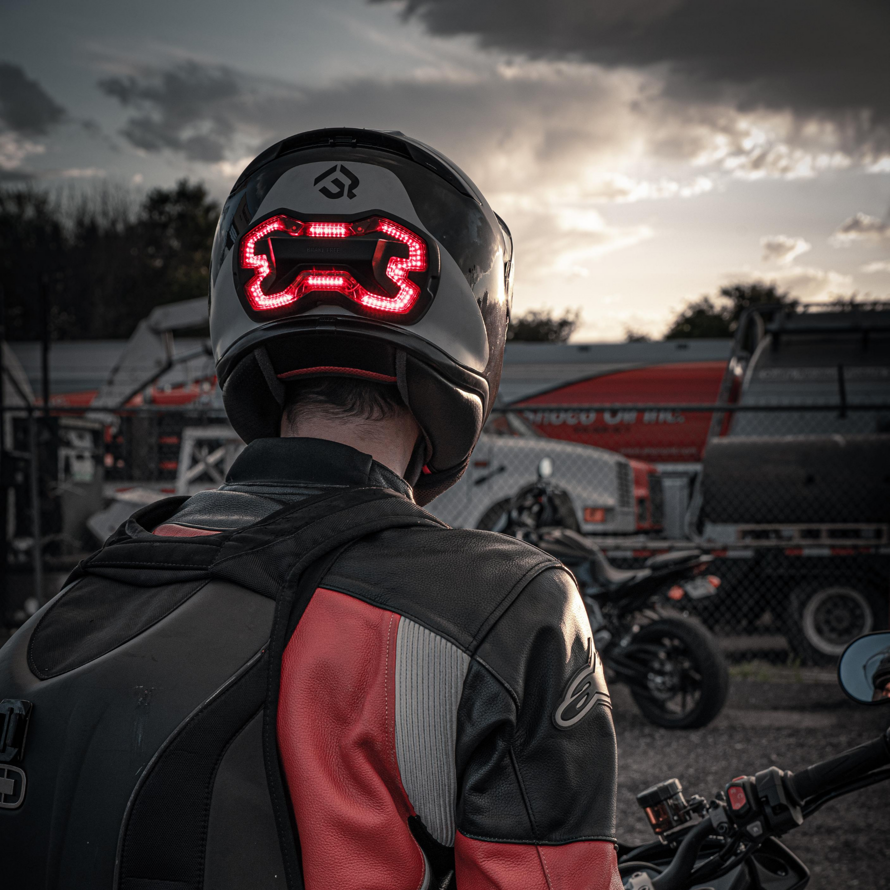 Black Brake Free USB-C Motorcycle Helmet