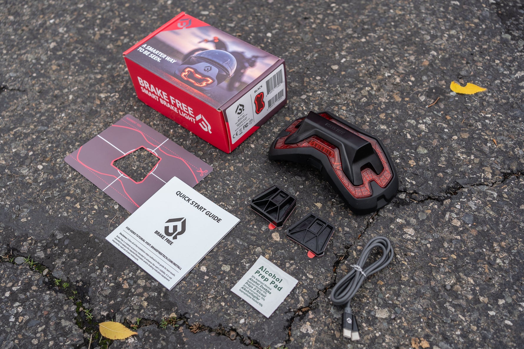 Black Brake Free USB-C Motorcycle Helmet