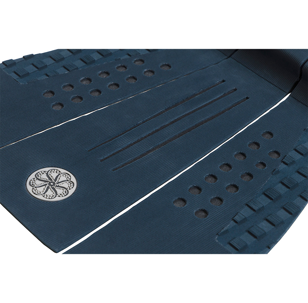 Chippa Wilson IV Signature Traction Pad | Midnight/Black