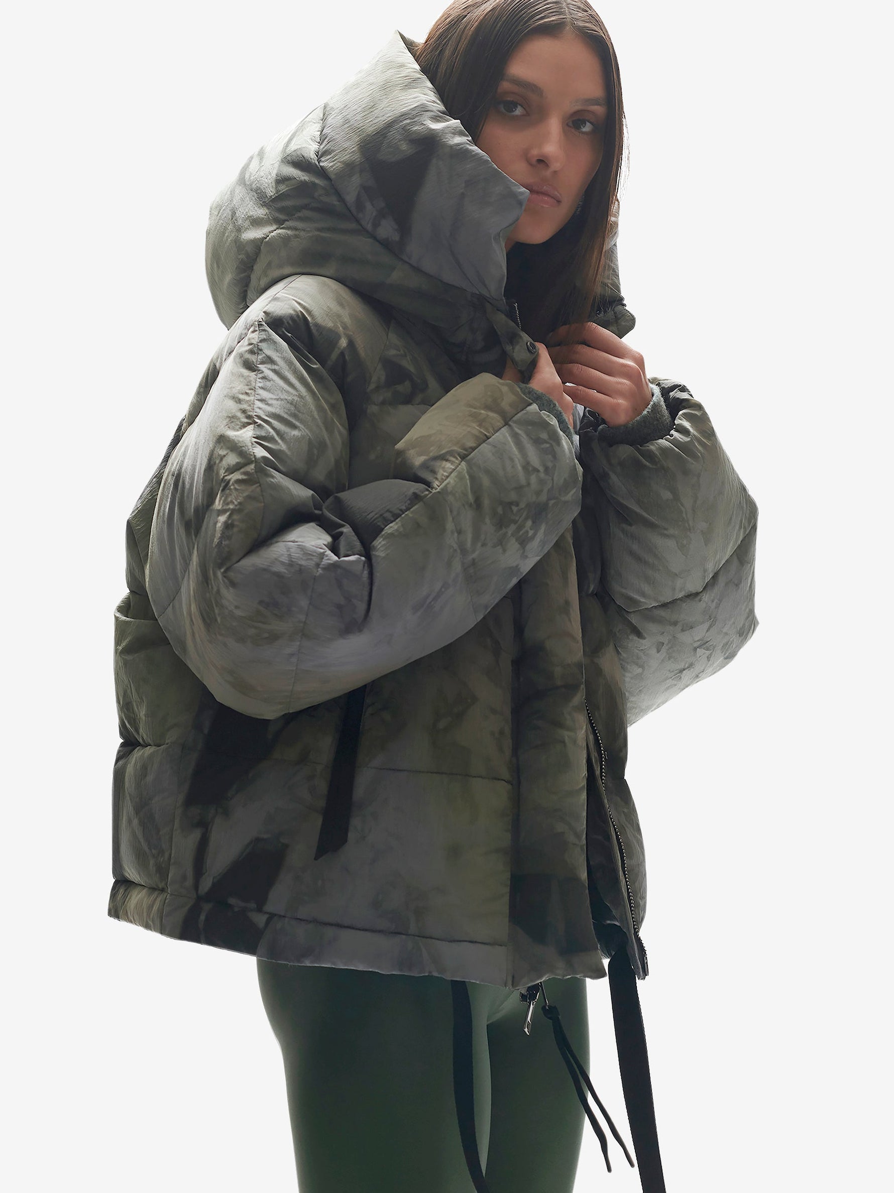 Short Down Puffer | Rekall Tie