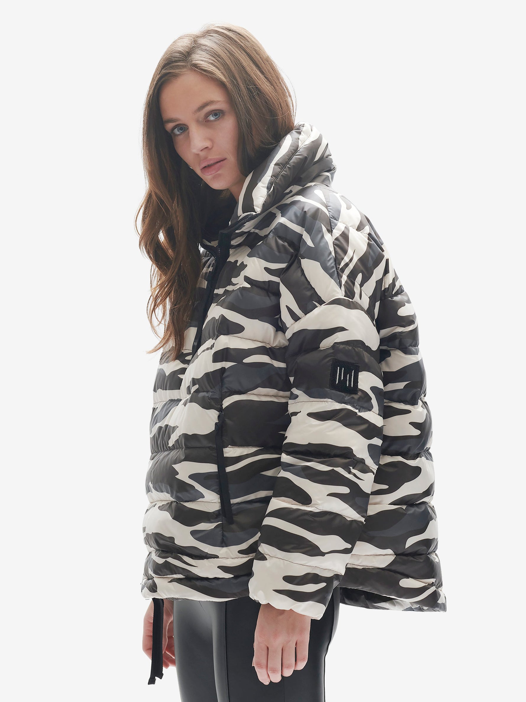 Down Half Zip | Zebra