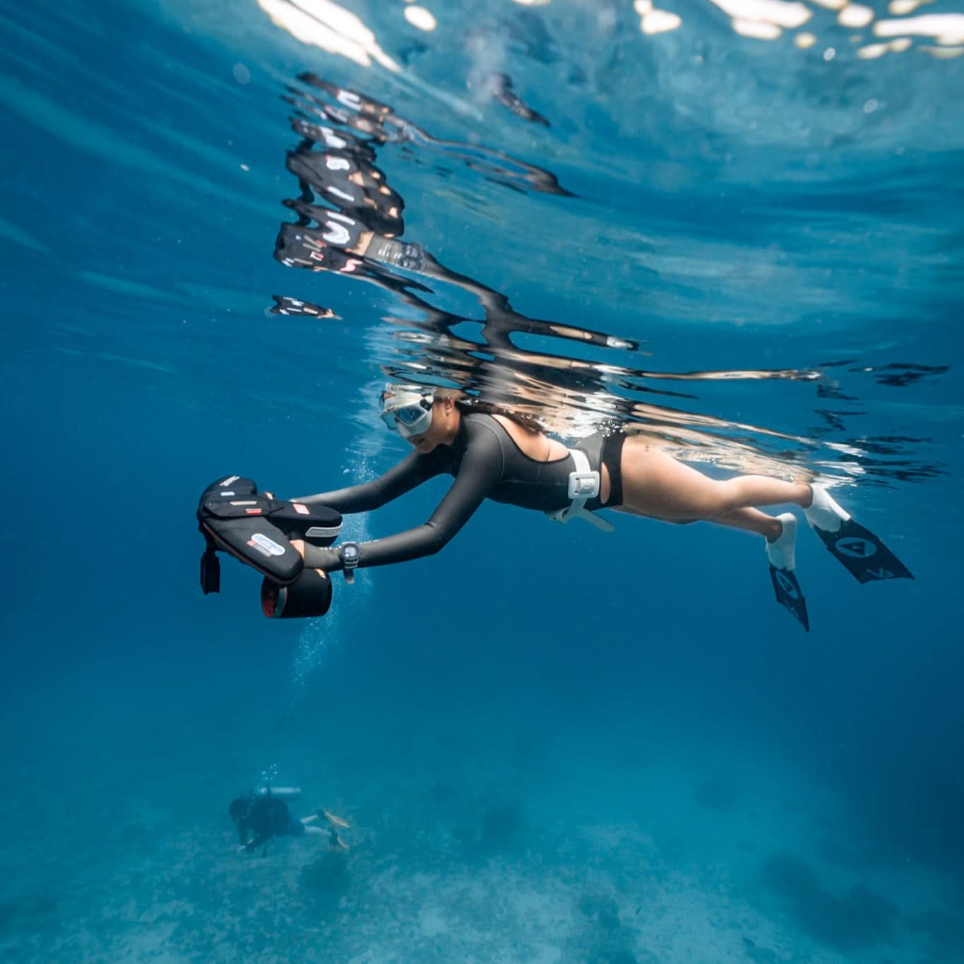 Navbow Dual-Motor Underwater Scooter