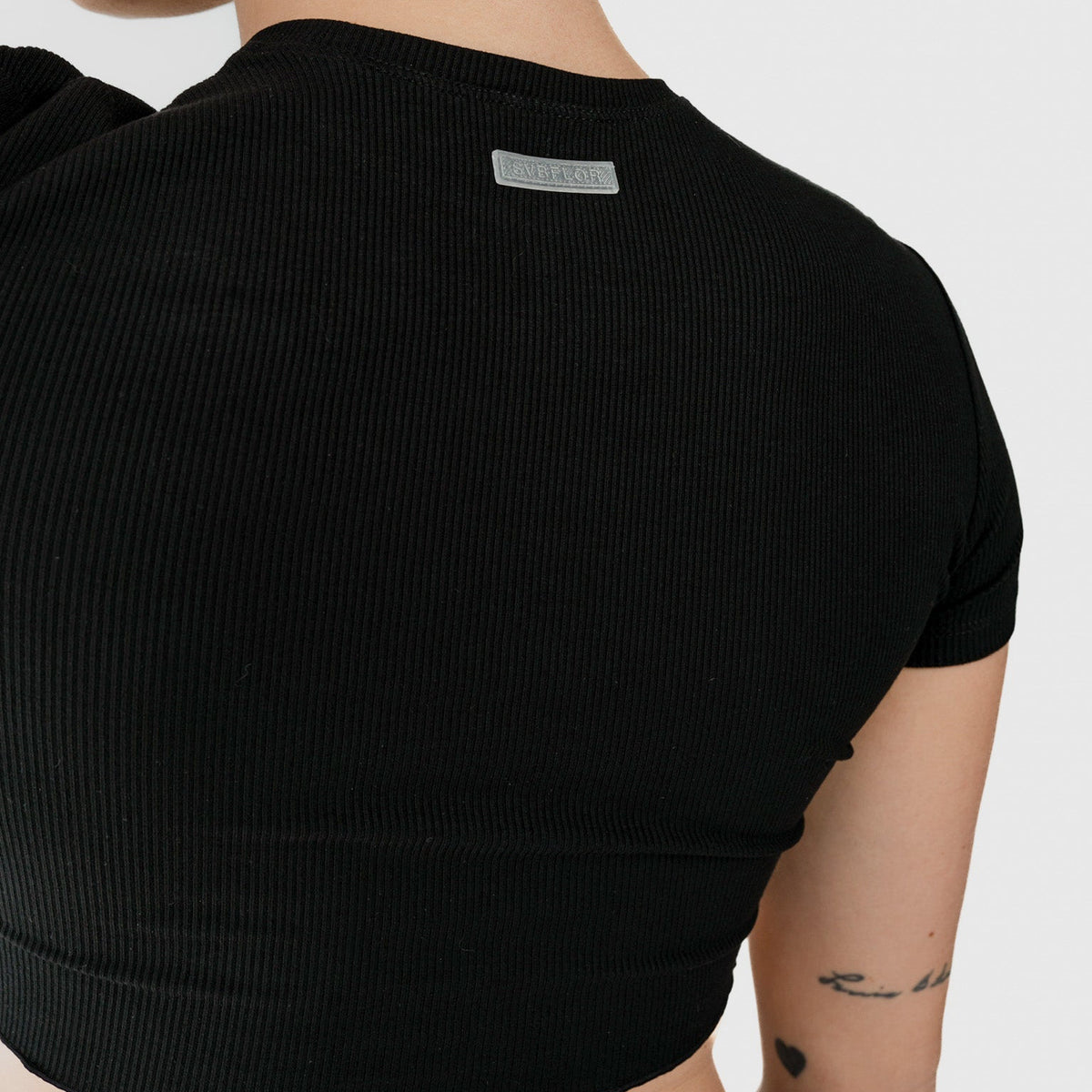 90s Baby Tee | Cloud Set Black