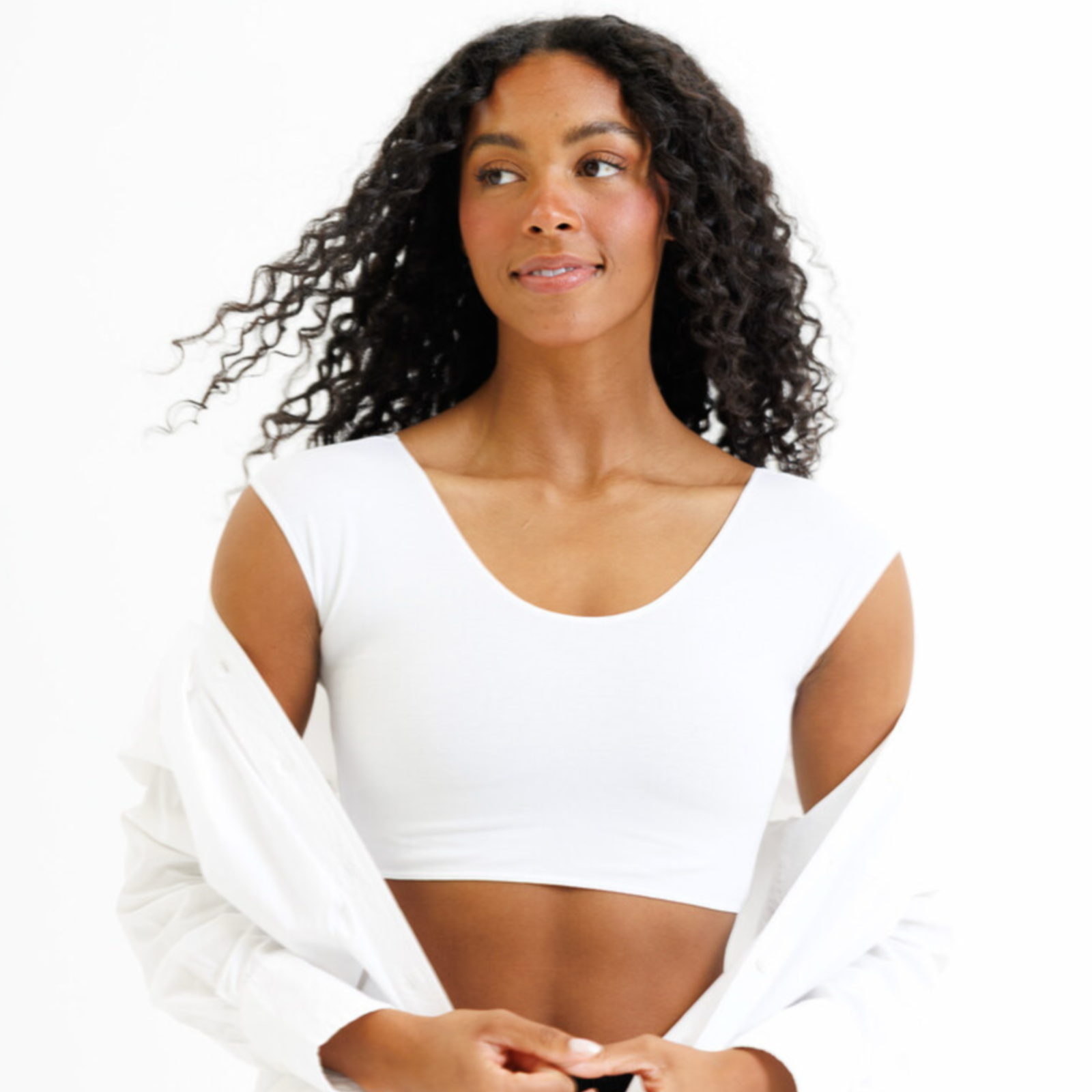 Demi Tee