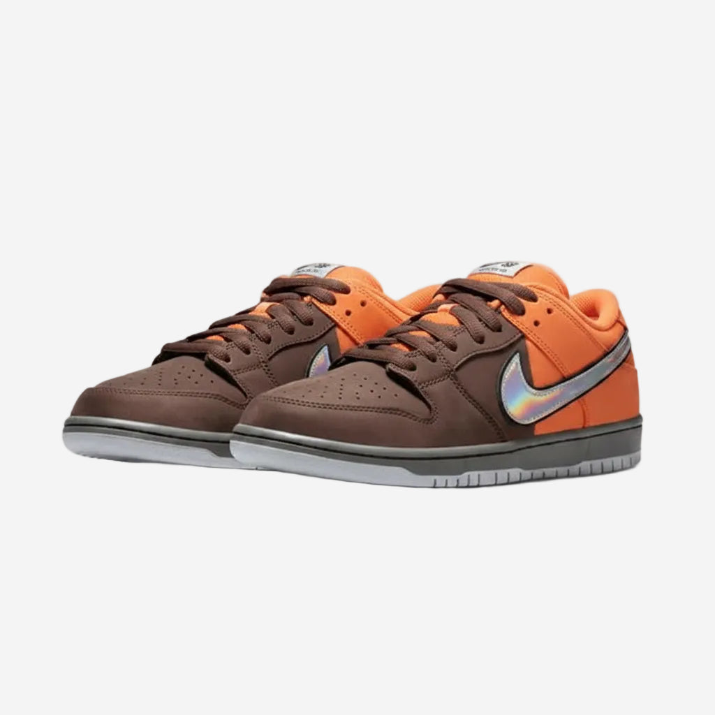 Nike SB Dunk Low x Muni Fast Pass | Safety Orange/Wolf Grey