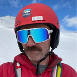 Flying Dog Snowstorm with Blue-Mirror Revo Lens