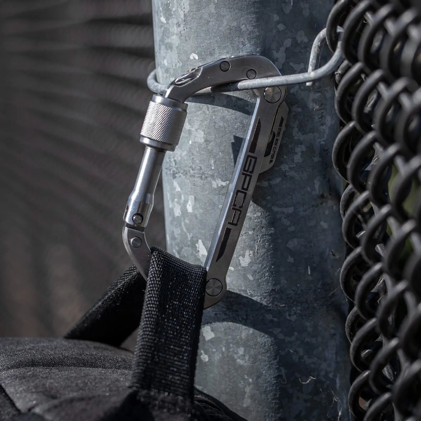 GPCA Carabiner PRO | EDC Multi-Tool Clip