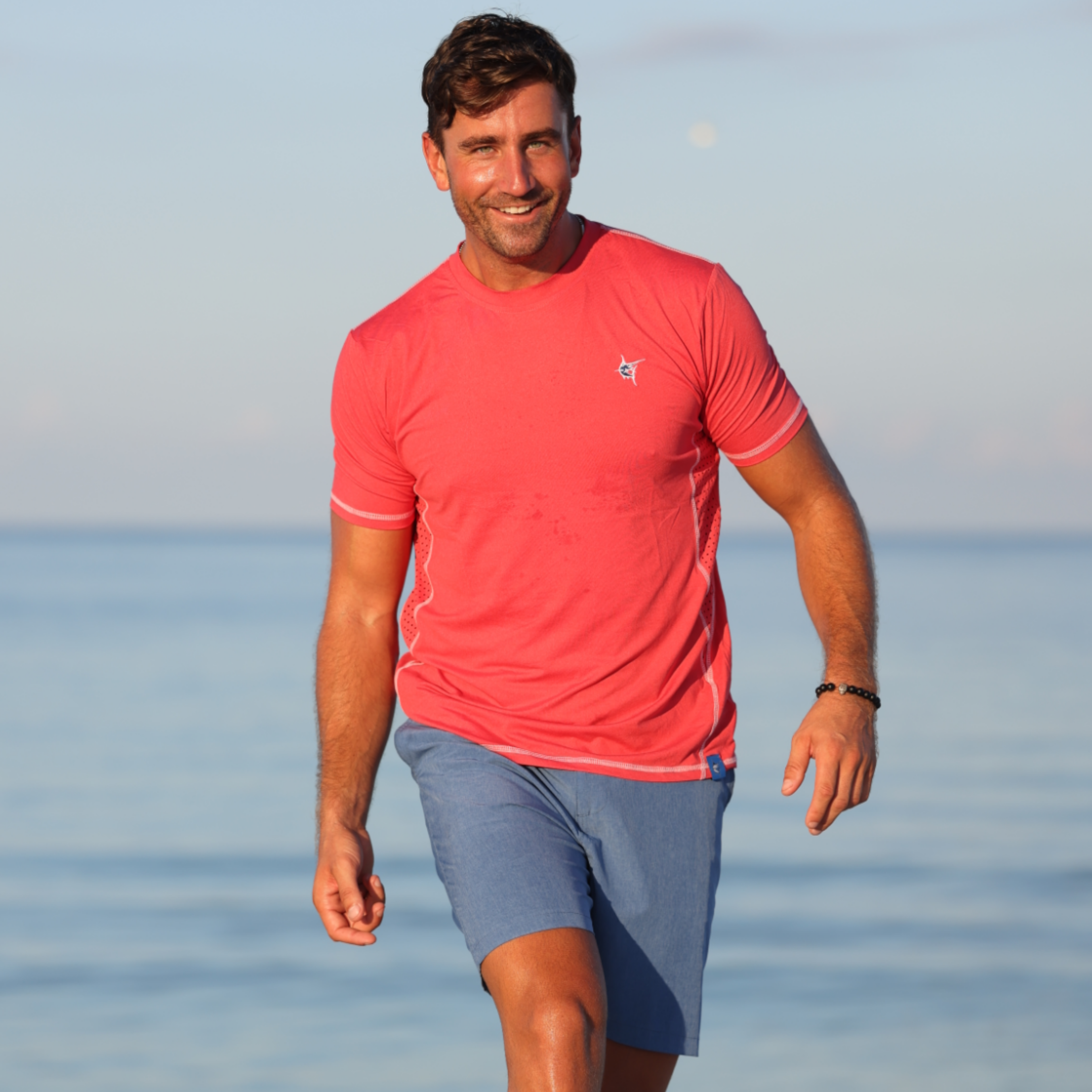 Grander Short Sleeve Performance Tee | Red