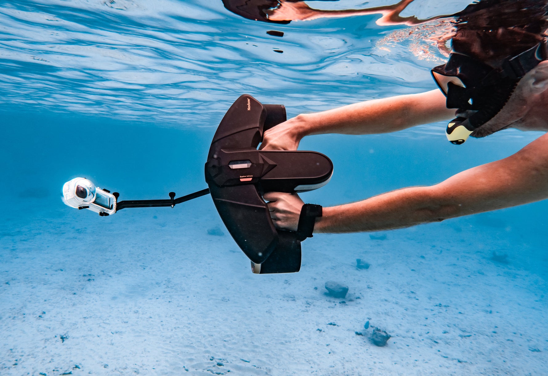 Sublue Navbow+ Underwater Scooter
