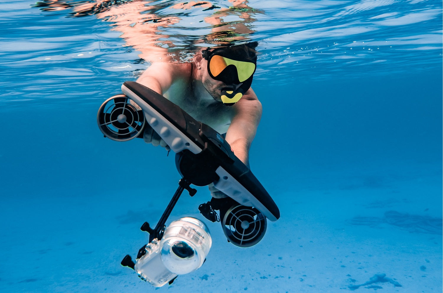 Sublue Navbow+ Underwater Scooter