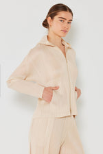 Pleated Jacket w/ Two-Way Zipper (J01HD) | Beige