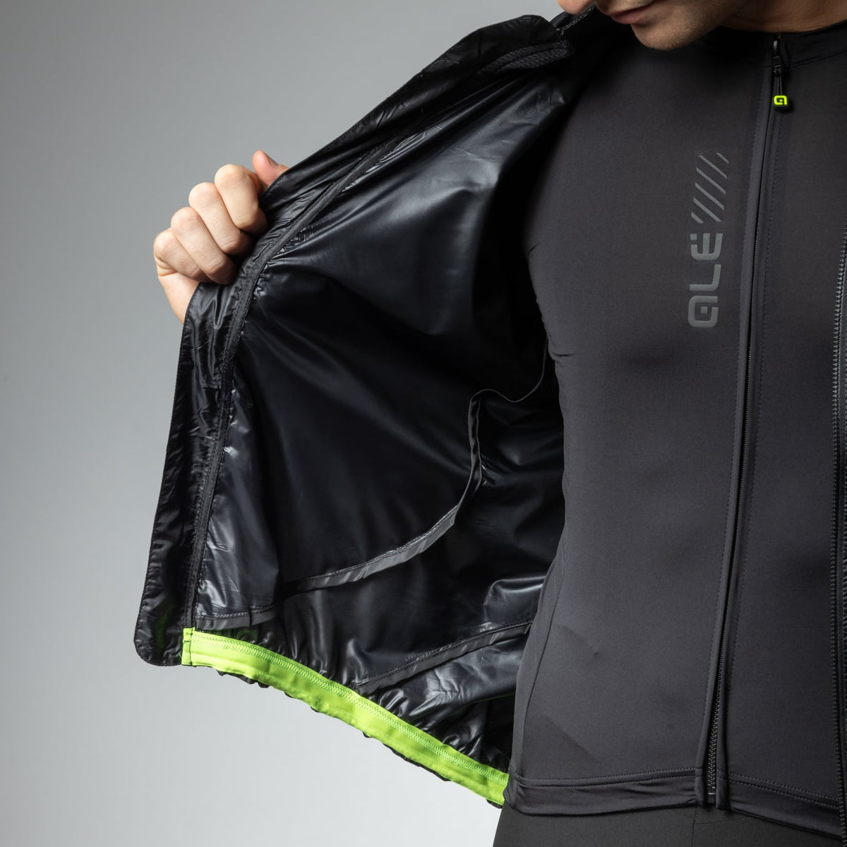 Light Pack Zip Jacket