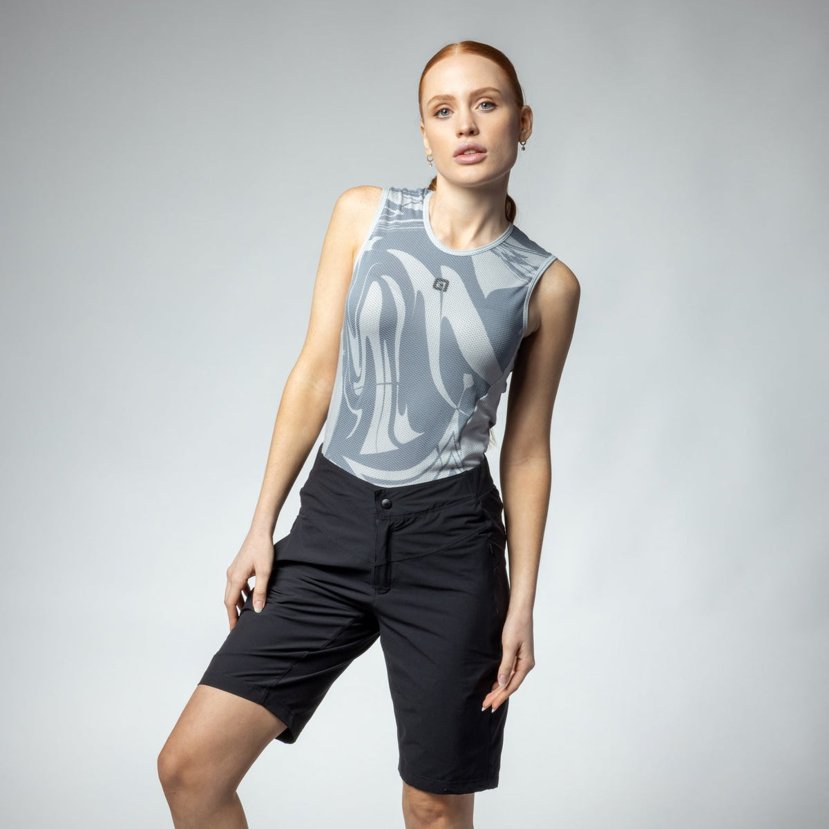 SIERRA WOMEN'S GRAVEL SHORT