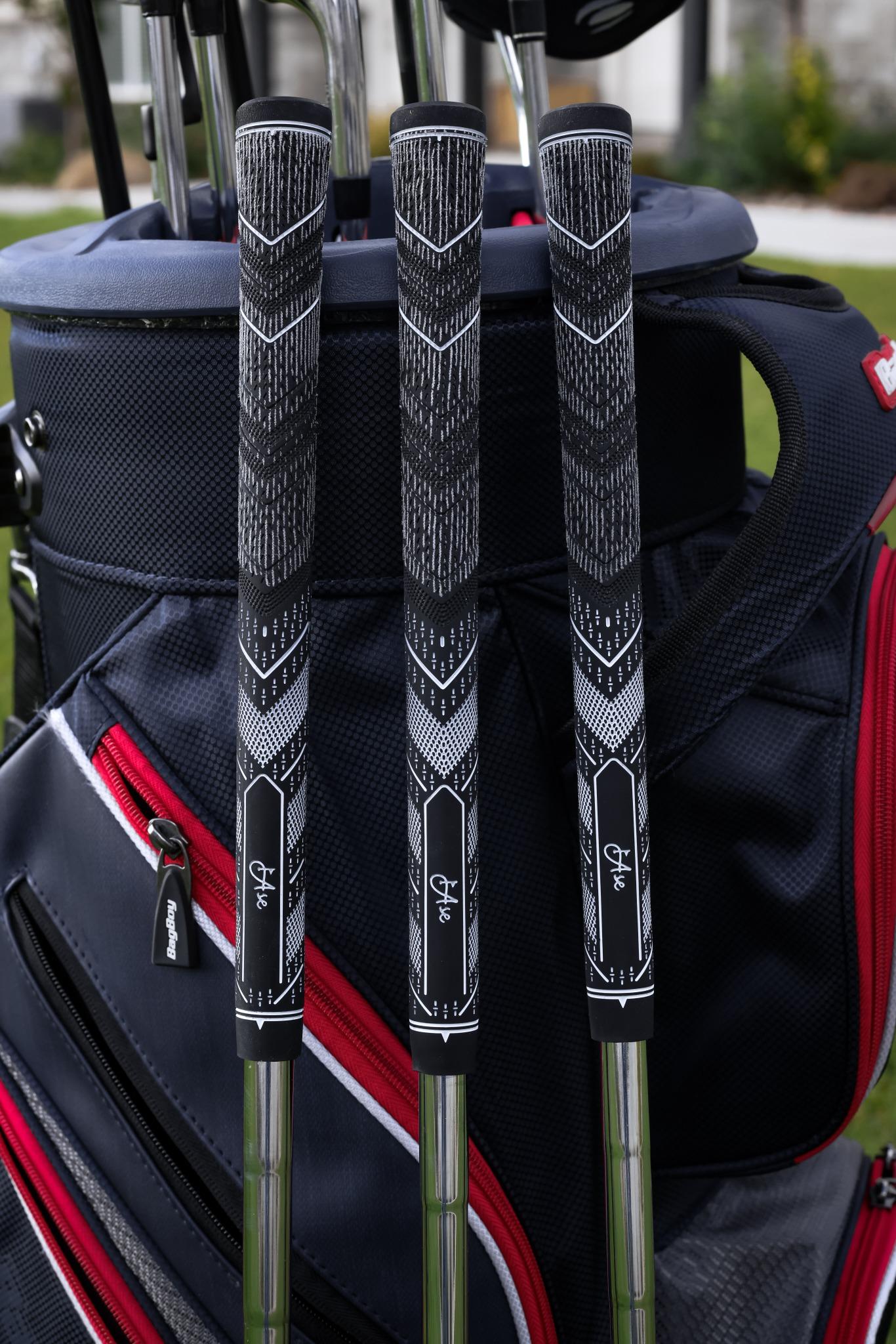 Ase BLACKOUT 3-Piece Wedge Set (52, 56, 60)