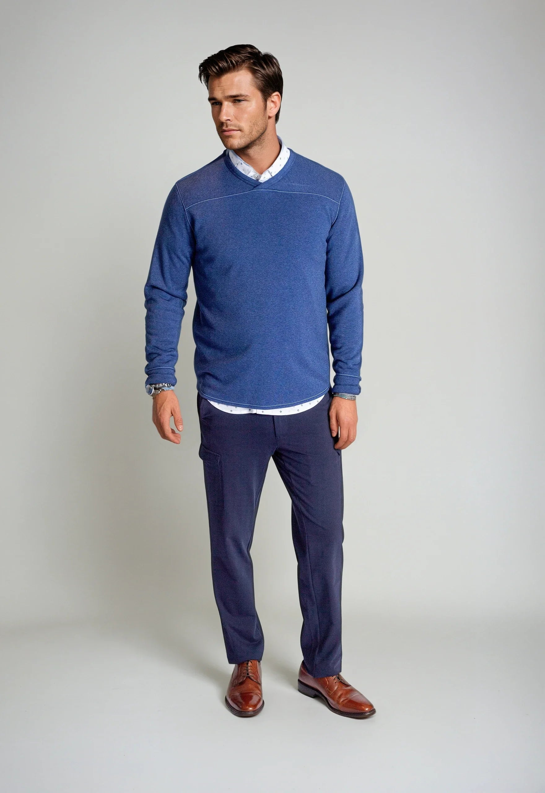 Rugvee Pullover V-Neck Sweatshirt | Tokyo Blue