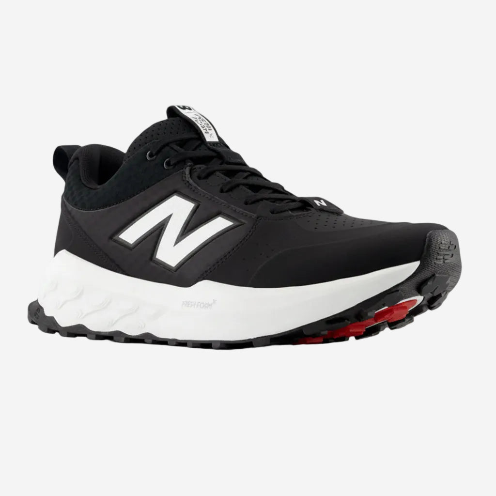 New Balance 950 V4 Fresh Foam Low-Cut Field Shoe | Black/White