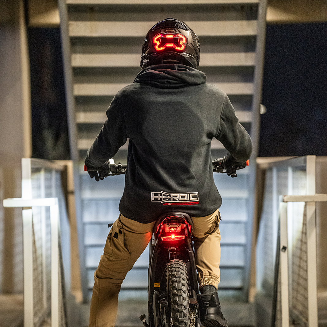 Black Brake Free USB-C Motorcycle Helmet