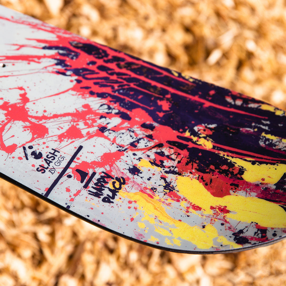 Slash by GiGi Happy Place Snowboard | ApARTment