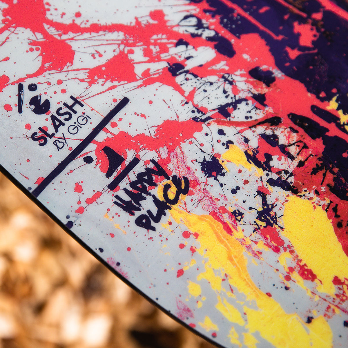 Slash by GiGi Happy Place Snowboard | ApARTment