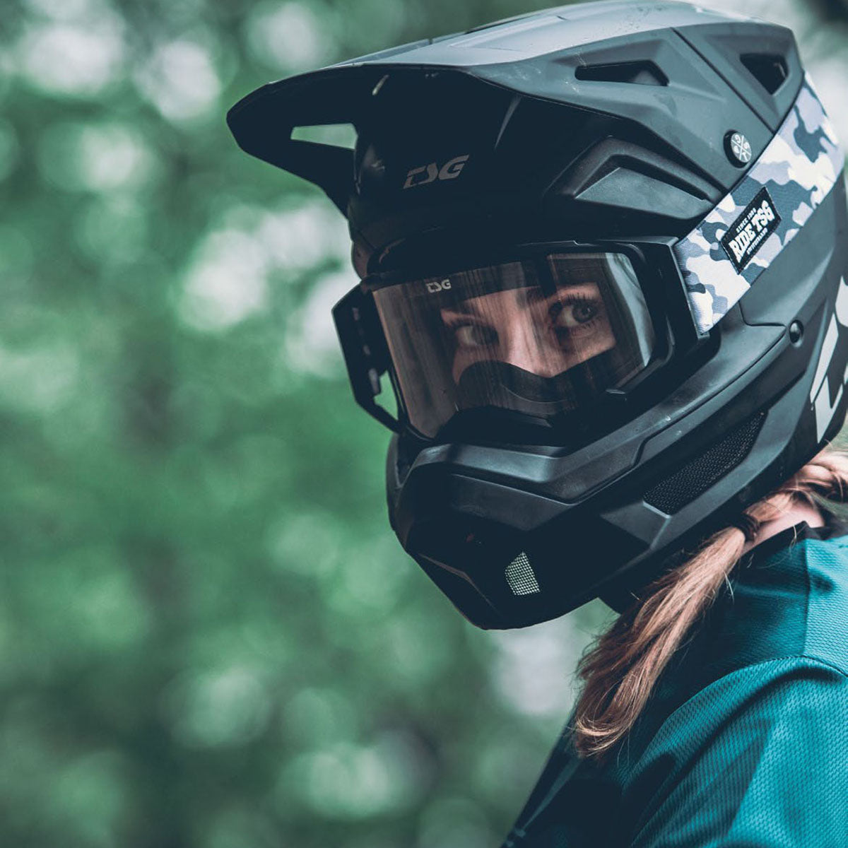 TSG Sentinel Helmet | Full Face Downhill MTB