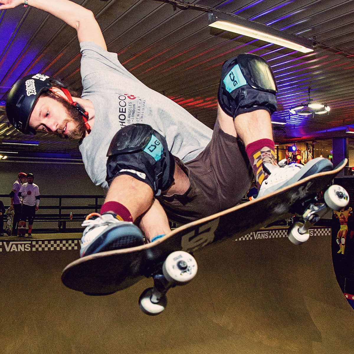 TSG Knee-Gasket Brace AD (Skate Knee Pads)