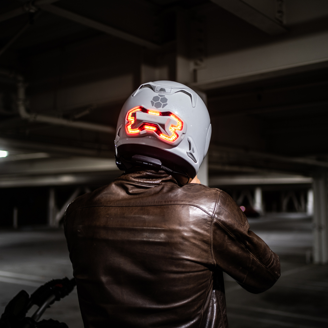 White Brake Free USB-C Motorcycle Helmet
