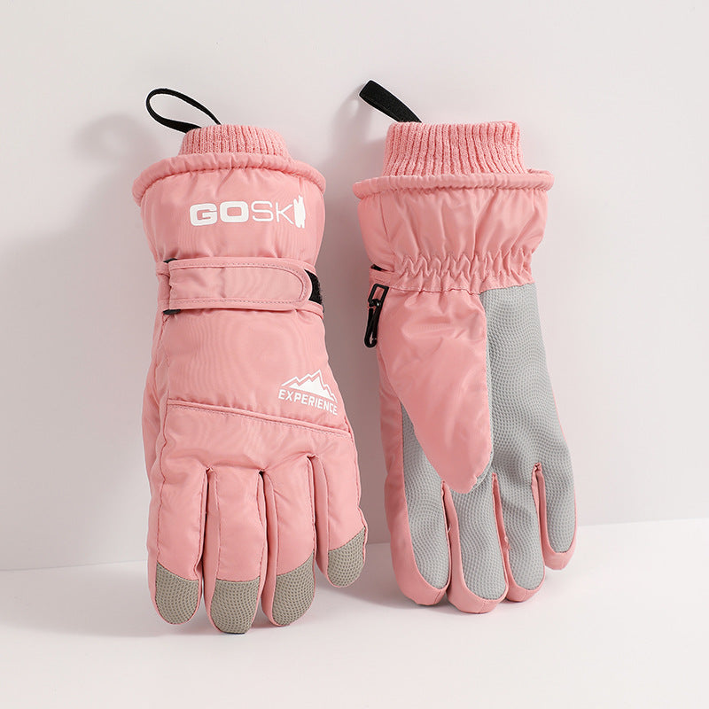 Winter Gloves | Skiing + Snowboarding + Recreation