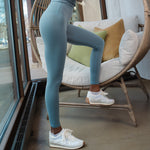 GRAVITY Strength StayForm Legging