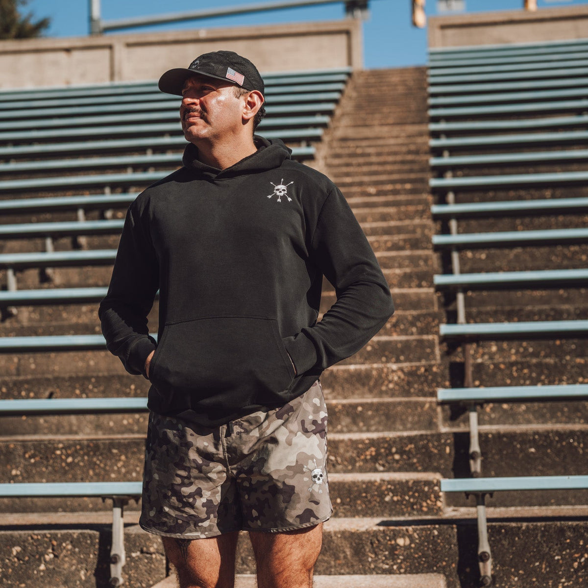 MEN'S | BASE LAYER HOODIE : BLACK