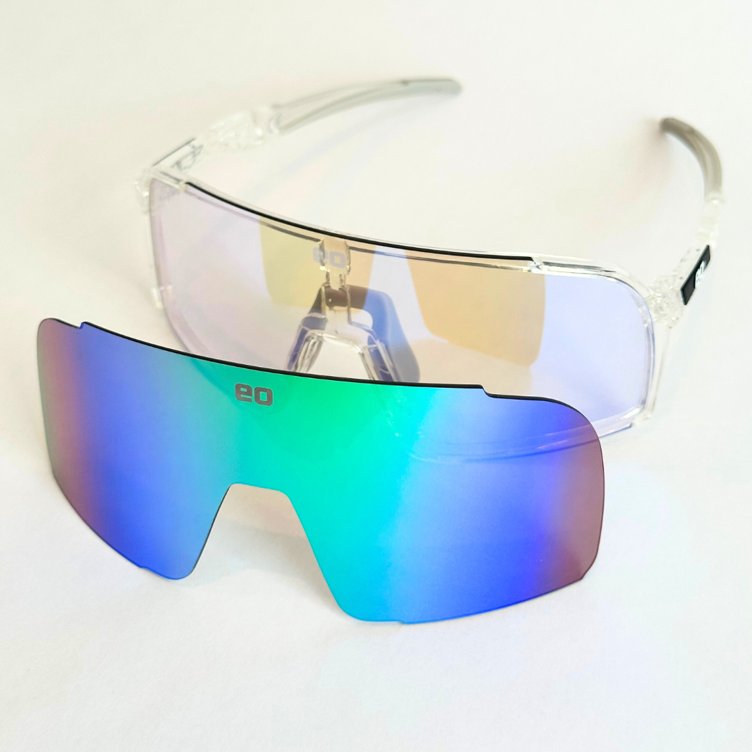 Uno Mas Photochromic+ Sunglasses