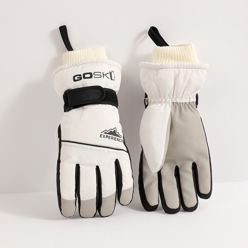 Winter Gloves | Skiing + Snowboarding + Recreation