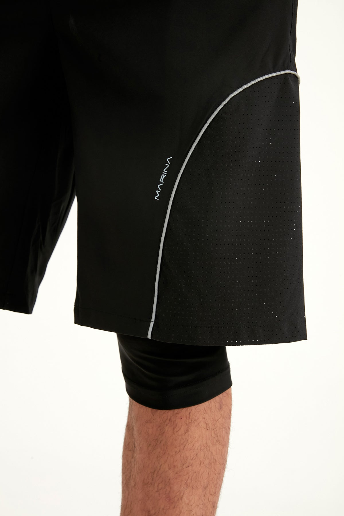 Marina Black Modest Men’s Swim Shorts | S2501-2