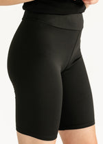 No Cling Premium Black Biker Shorts